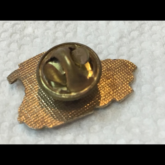 Vintage 1927 Ford Model A Pin - Picture 3 of 3